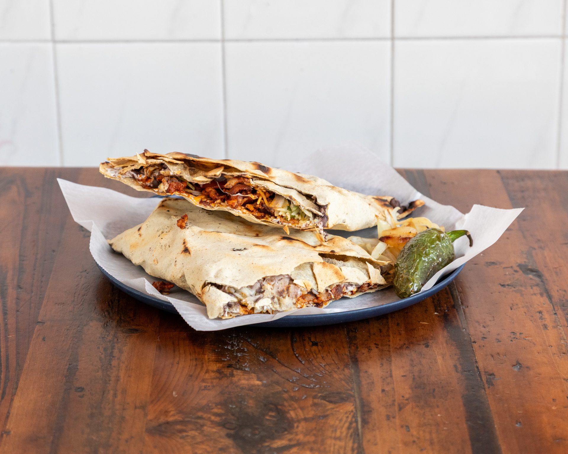TLAYUDA DE CARNE ENCHILADA